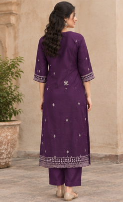 Women Georgette Kurta with Trousers & With Dupatta
